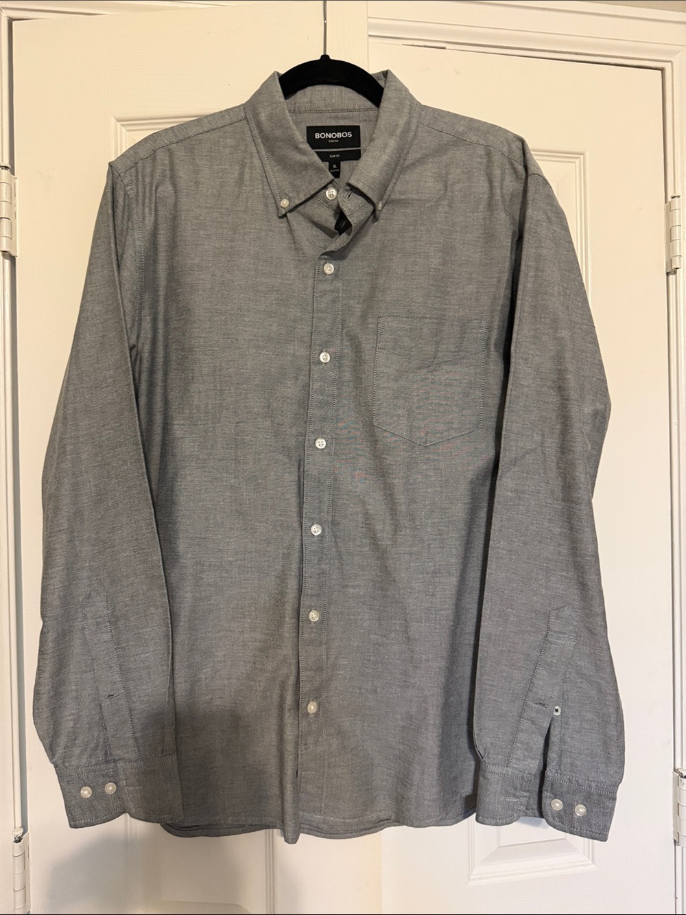 EXCELLENT LIKE NEW CONDITION. Bonobos Men's Light Gray Button-Down Oxford Shirt